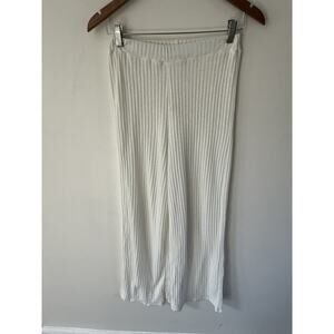 Pretty Little Thing Lounge Pants Beige Size 2 Flare Sweater Ribbed Hi-Waist